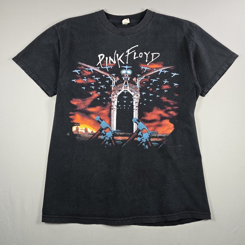 90s Vintage Pink Floyd The Wall Band Tee T-Shirt Winterland Made in USA Size M
